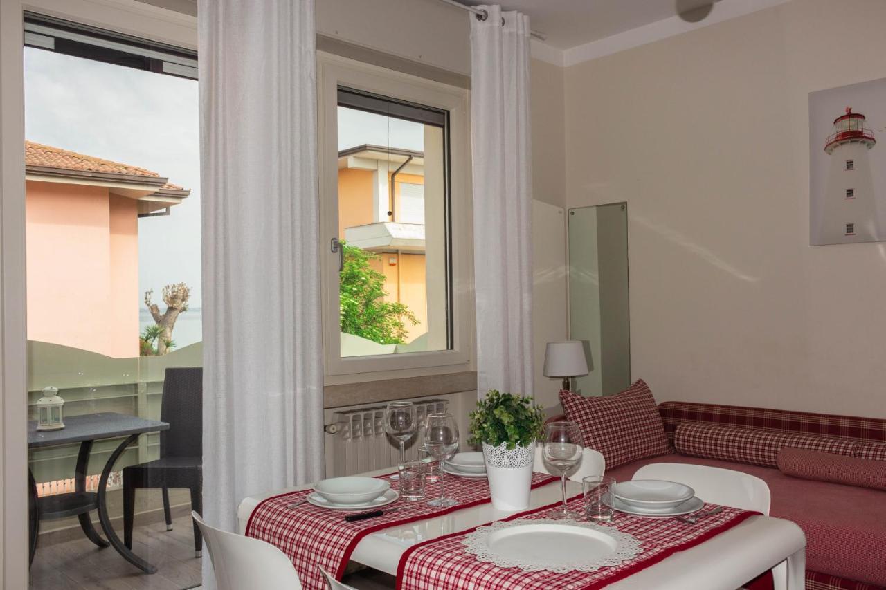 Monica Appartamenti Sirmione Dış mekan fotoğraf