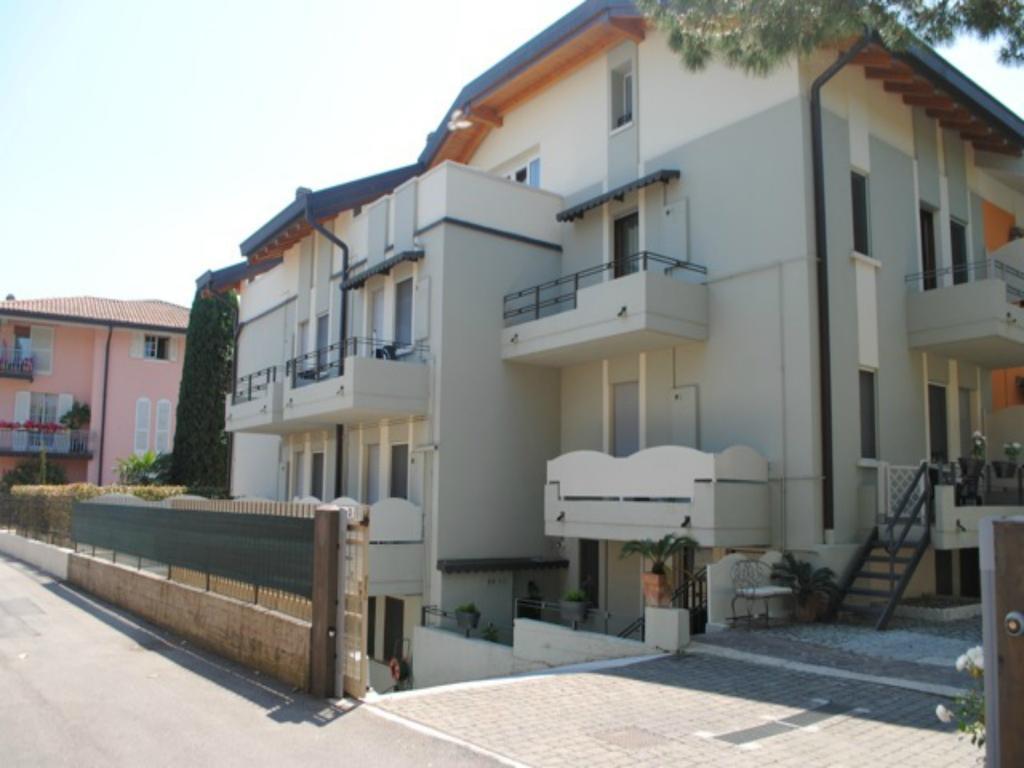 Monica Appartamenti Sirmione Dış mekan fotoğraf
